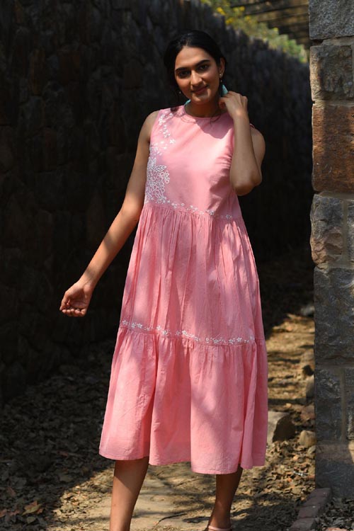 Rangsutra Nargis Pink Kashmiri Crewel Hand Embroidered Long Cotton Dre – Okhaistore