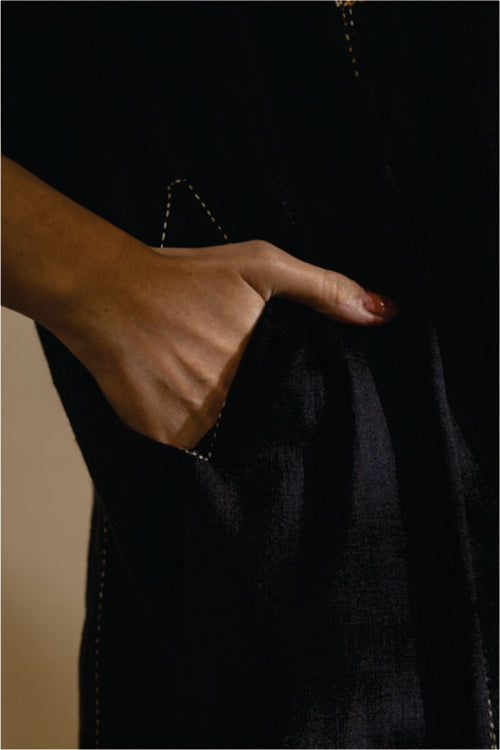 Paheli Black Front-Yoke Cotton Kurta With Pakka Hand Embroidery