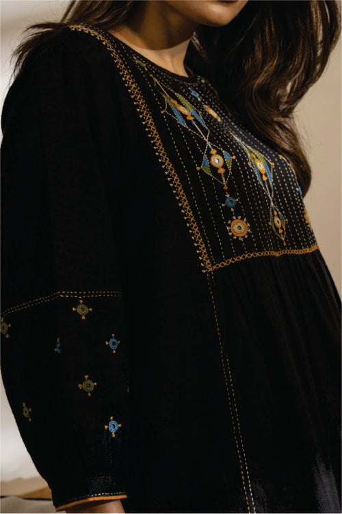 Paheli Black Front-Yoke Cotton Kurta With Pakka Hand Embroidery