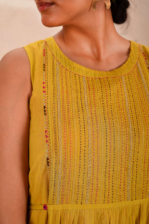 Rangsutra Saheli Double Layer Hand Embroidered Yellow Mulmul Cotton Kurta Dress With Printed Pink Slip
