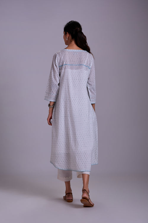 Rangsutra Suhani White A-Line Cotton Kurta With Applique