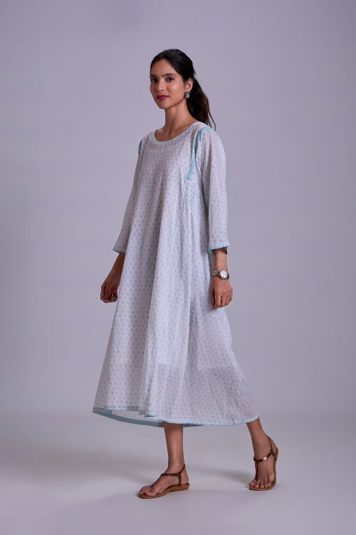 Rangsutra Suhani White A-Line Cotton Dress With Applique