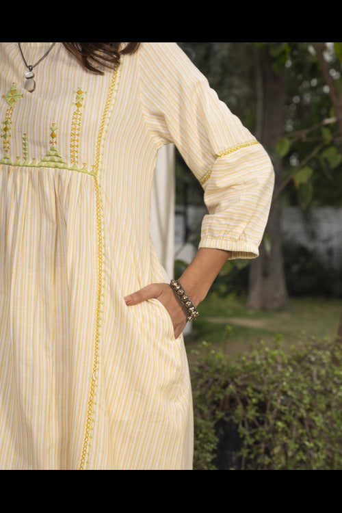 Rangsutra Suhani Cream Striped Cotton Kurta With Soof Hand Embroidery