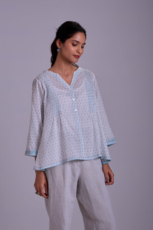 Rangsutra Suhani White Boxy Cotton Top With Applique