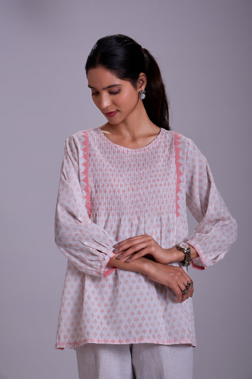 Rangsutra Suhani White Pintuck Cotton Top With Applique