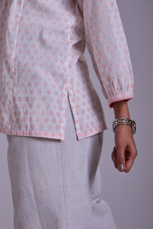 Rangsutra Suhani White Pintuck Cotton Top With Applique