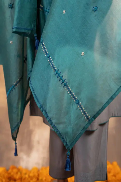 Rangsutra Ruhani Deep Teal Chanderi Dupatta With Soof Hand Embroidery