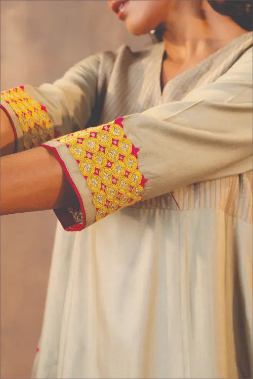 Rangsutra Ruhani Sage Green Flared Cotton Silk Kurta With Pakka Hand Embroidery