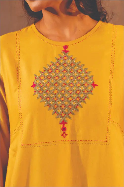 Rangsutra Ruhani Yellow Pleated Cotton Silk Kurta With Pakka Hand Embroidery