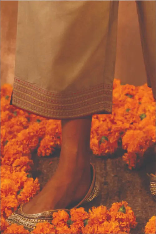 Rangsutra Ruhani Sage Green Straight Fit Cotton Silk Pant With Pakka Hand Embroidery