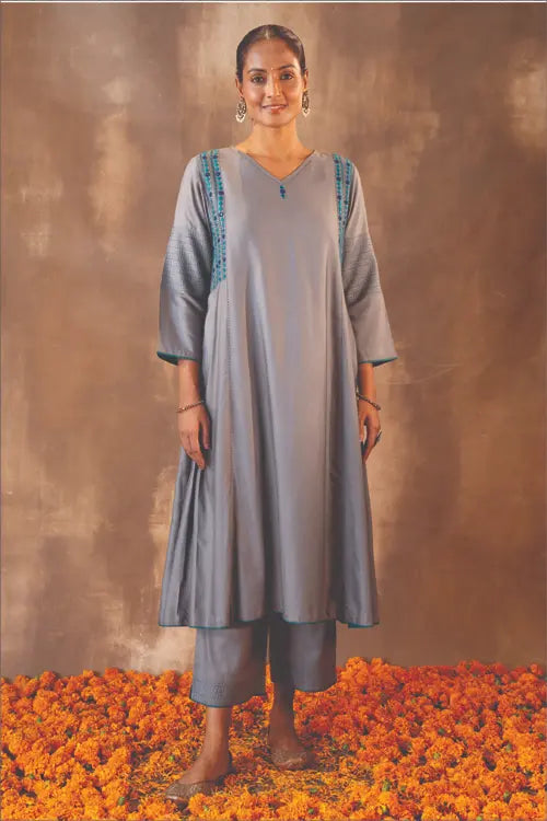 Rangsutra Ruhani Grey Flared Cotton Silk Kurta With Soof Hand Embroidery