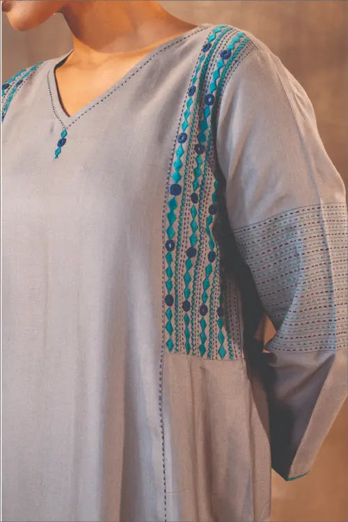 Rangsutra Ruhani Grey Flared Cotton Silk Kurta With Soof Hand Embroidery