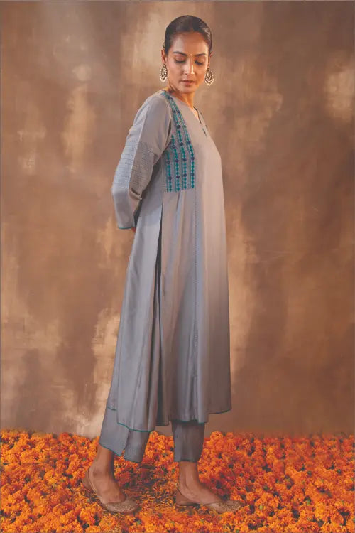 Rangsutra Ruhani Grey Flared Cotton Silk Kurta With Soof Hand Embroidery