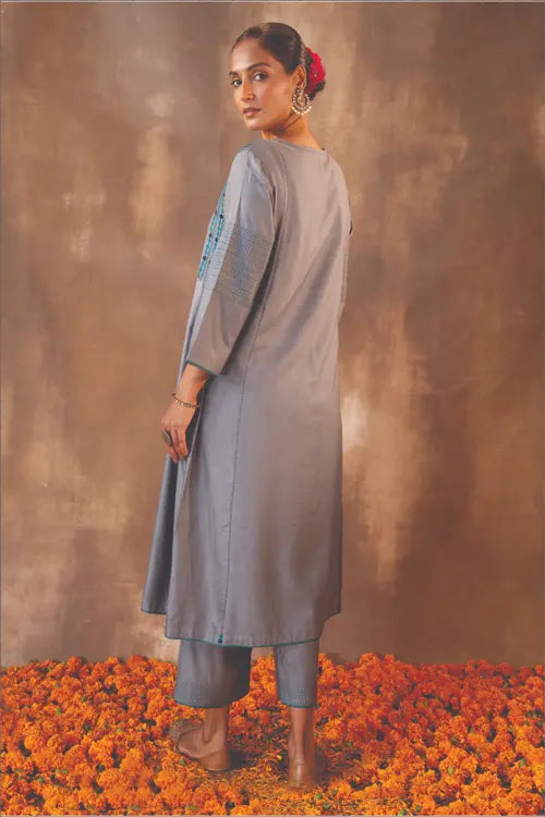 Rangsutra Ruhani Grey Flared Cotton Silk Kurta With Soof Hand Embroidery