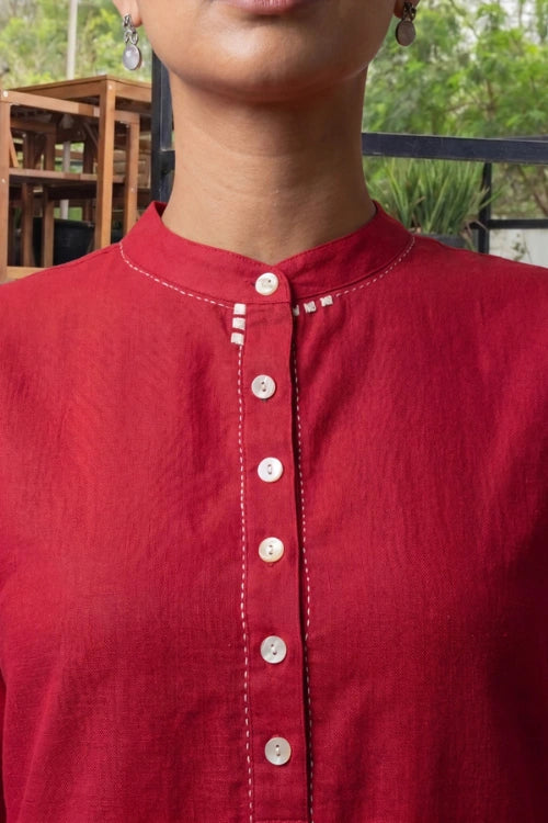 Rangsutra Dhwani Red Mandarin Collar Handloom Cotton Top