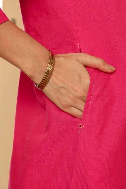 Rangsutra Aashvi Pink V-Neck Mangalgiri Cotton Kurta With Desert Hand Embroidery