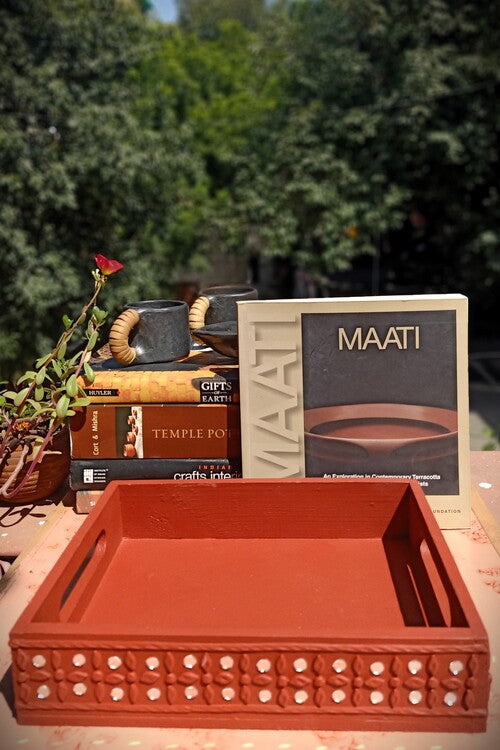 Terracotta by Sachii Pine Wood & Mdf Lippan Mud & Mirror Work Tray Brick Red