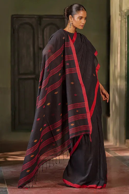 The ICH Bengal Vibes. Handwoven Jamdani Soft Mul Cotton Saree - Black And Red