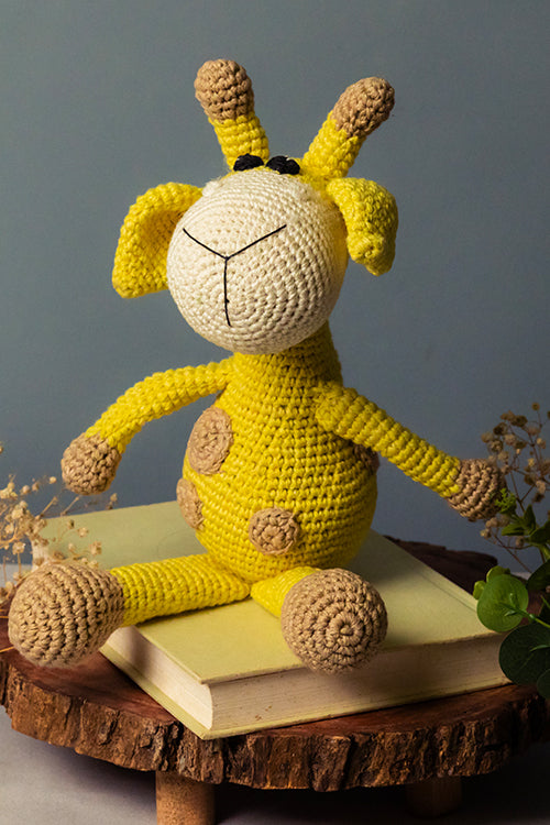 Samoolam Handmade Happy Giraffe Cuddle Toy