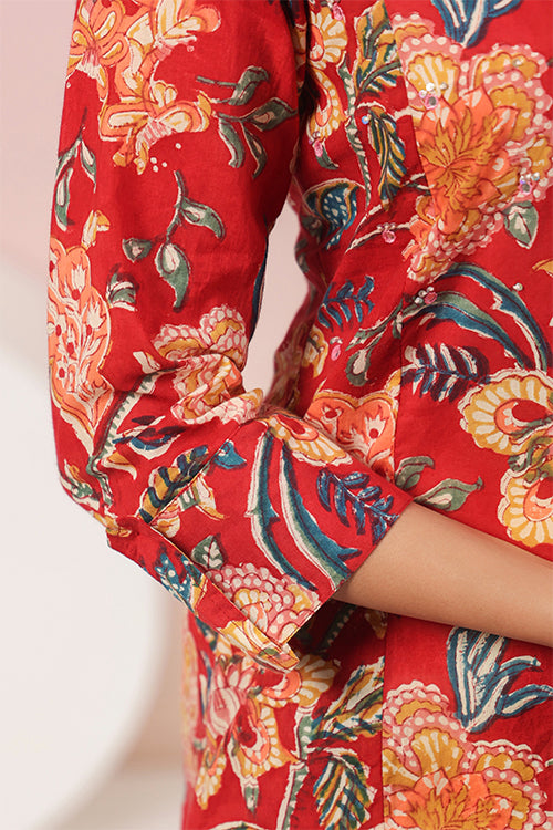 Shuddhi  Red And Green Semi Aline