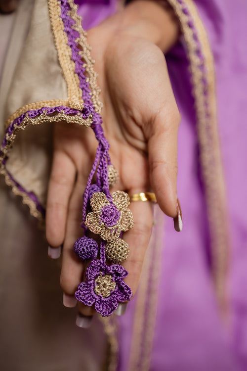 Samoolam Lavender & Champagne Lavanya handwoven sarees