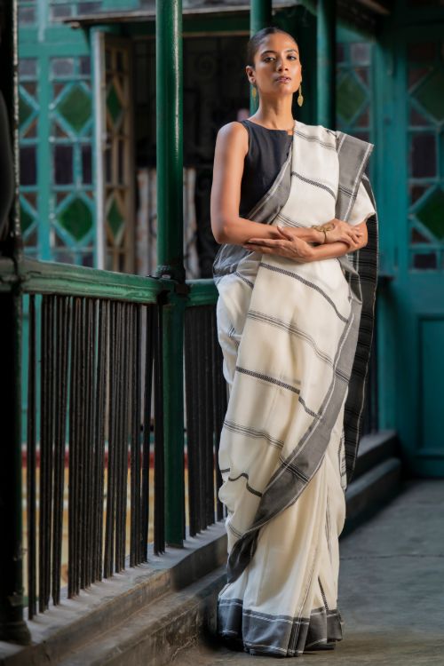 TICH Soft & Light Handwoven Bengal Cotton Saree - Monochrome Moods