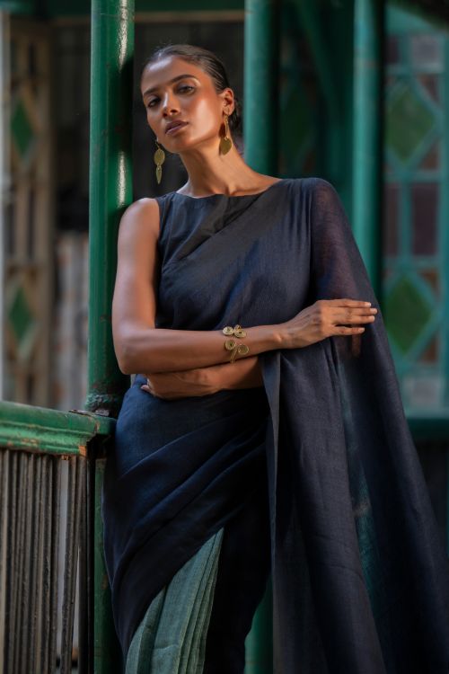 TICH Elegant Handwoven Bengal Linen Saree - Midnight Whisper