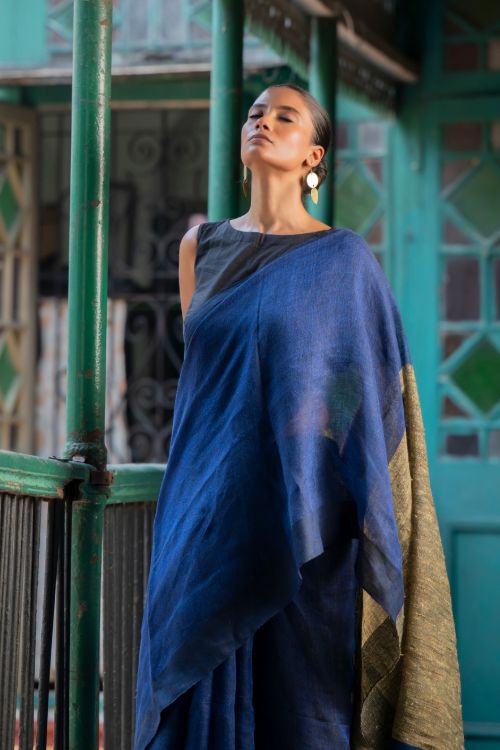 TICH Stunning Elegance. Handwoven Bengal Linen Saree - Indigo Drape