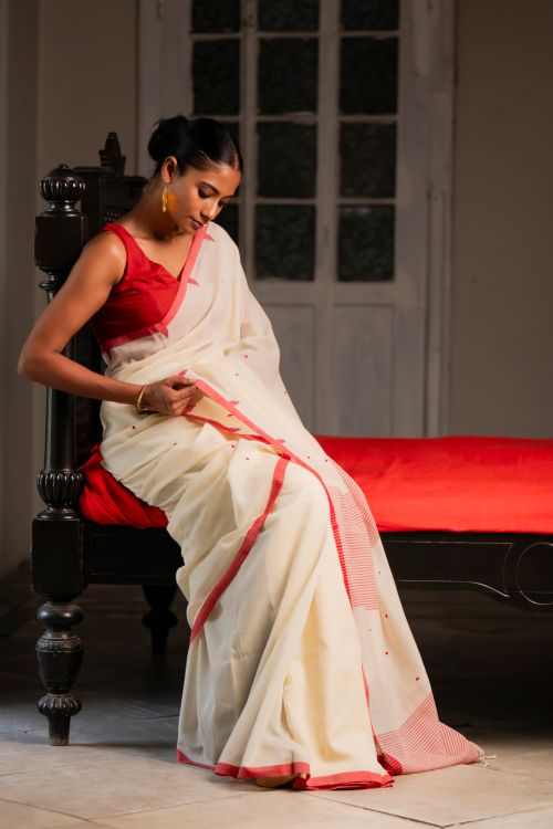 TICH Soft & Light. Handwoven Bengal Cotton Saree - Classic Hues