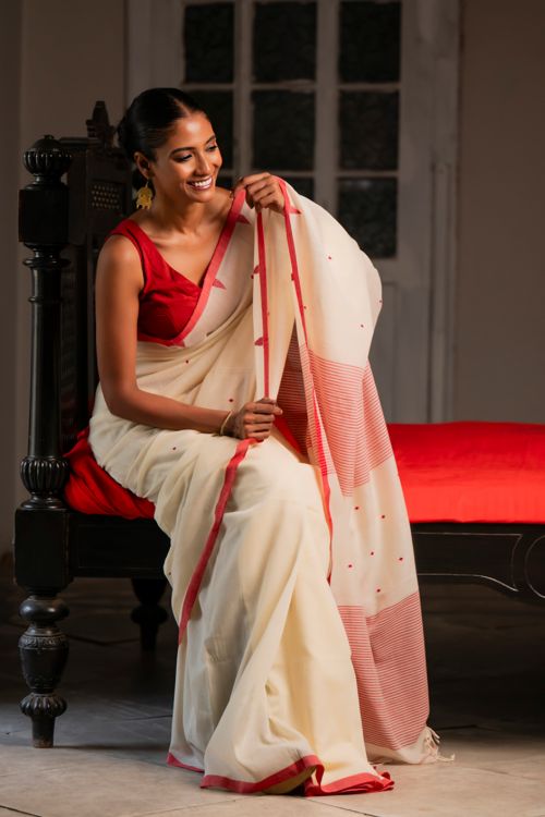 TICH Soft & Light. Handwoven Bengal Cotton Saree - Classic Hues