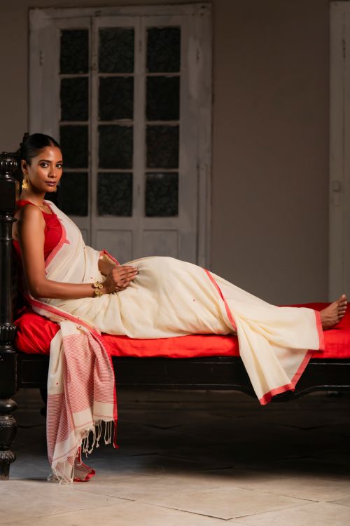 TICH Soft & Light. Handwoven Bengal Cotton Saree - Classic Hues