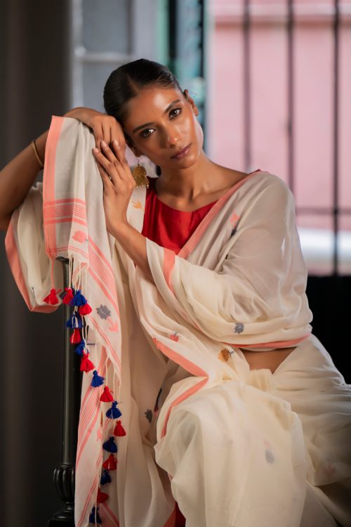 TICH Exclusive Soft Handwoven Bengal Cotton Jamdani Saree - Cream Elegance