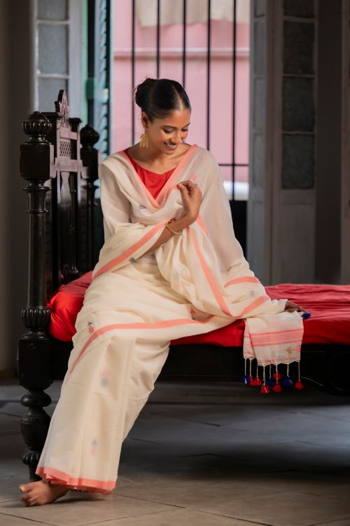 TICH Exclusive Soft Handwoven Bengal Cotton Jamdani Saree - Cream Elegance