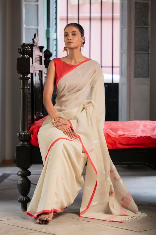 TICH Exclusive Soft Handwoven Bengal Cotton Jamdani Saree - Charuneer