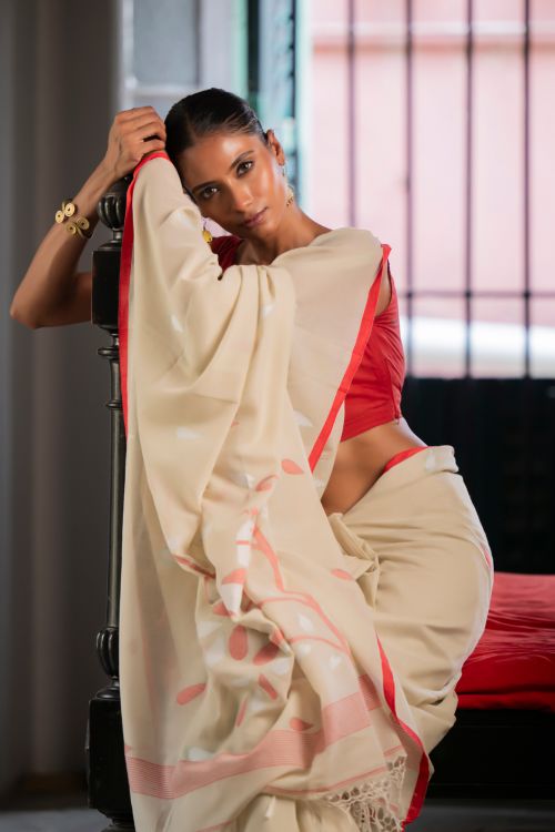 TICH Exclusive Soft Handwoven Bengal Cotton Jamdani Saree - Charuneer