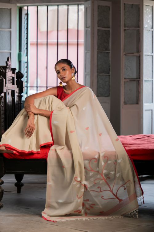 TICH Exclusive Soft Handwoven Bengal Cotton Jamdani Saree - Charuneer