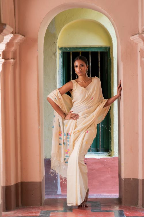 TICH Exclusive Soft Handwoven Bengal Cotton Jamdani Saree - White Flora