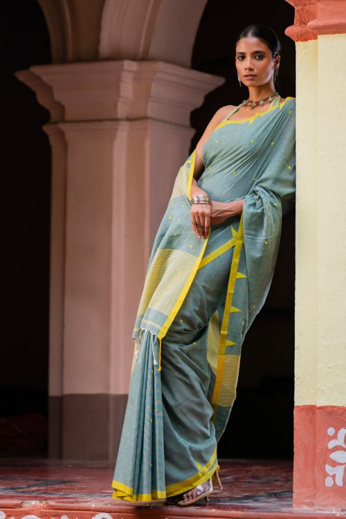 TICH Soft & Light. Handwoven Bengal Cotton Saree - Megh
