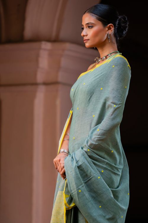 TICH Soft & Light. Handwoven Bengal Cotton Saree - Megh