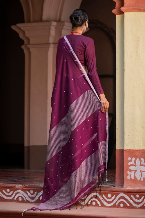TICH Soft & Light. Handwoven Bengal Cotton Saree - Maroon Reverie