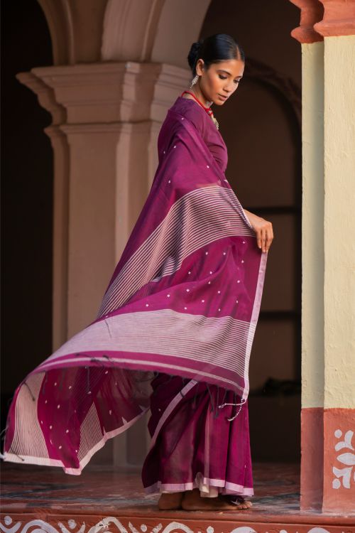 TICH Soft & Light. Handwoven Bengal Cotton Saree - Maroon Reverie