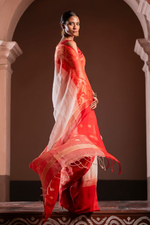 TICH Exclusive Handwoven Bengal Linen Jamdani Saree - Vaarija