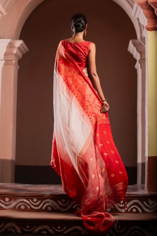 TICH Exclusive Handwoven Bengal Linen Jamdani Saree - Vaarija