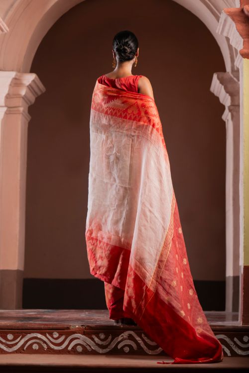 TICH Exclusive Handwoven Bengal Linen Jamdani Saree - Vaarija