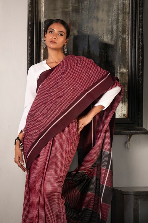 TICH Ethnic Elegance. Handwoven Pateda Aanchu Saree - Semmani