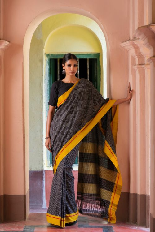 TICH Ethnic Elegance. Handwoven Pateda Aanchu Saree - Aenugudi