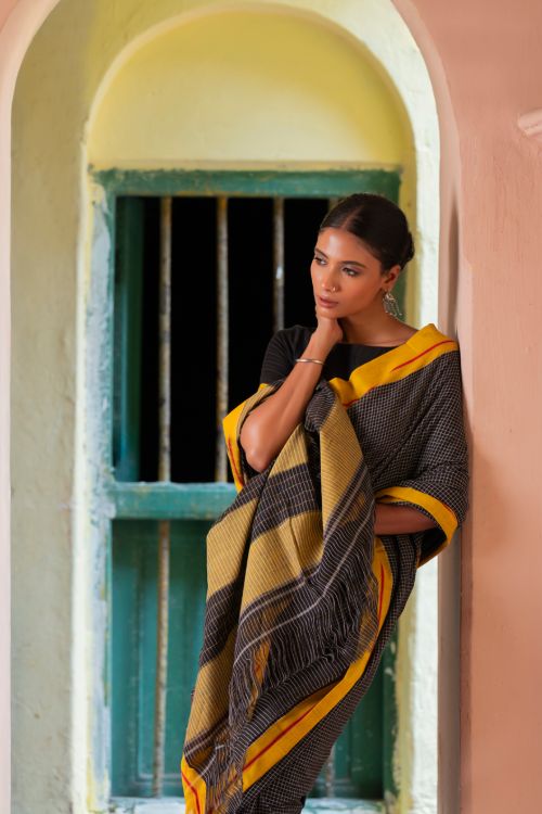 TICH Ethnic Elegance. Handwoven Pateda Aanchu Saree - Aenugudi
