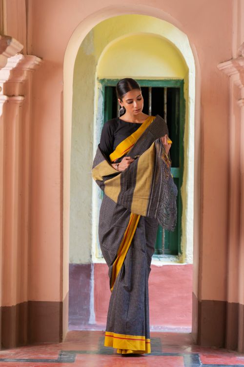 TICH Ethnic Elegance. Handwoven Pateda Aanchu Saree - Aenugudi