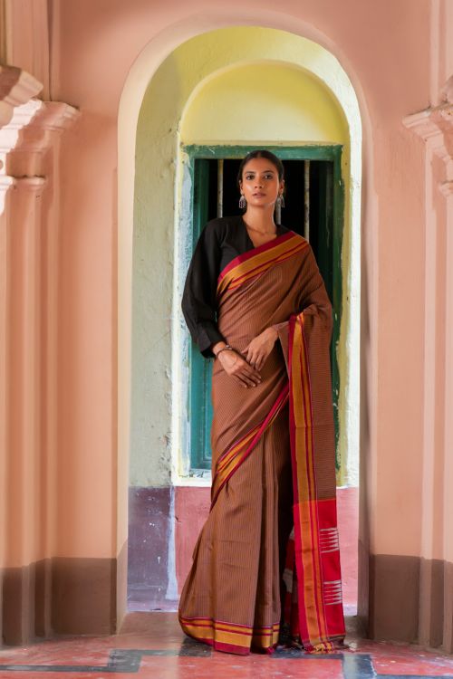 TICH Deccan Elegance. Maharashtrian Small Checks Lugadi Saree - Rangamaati