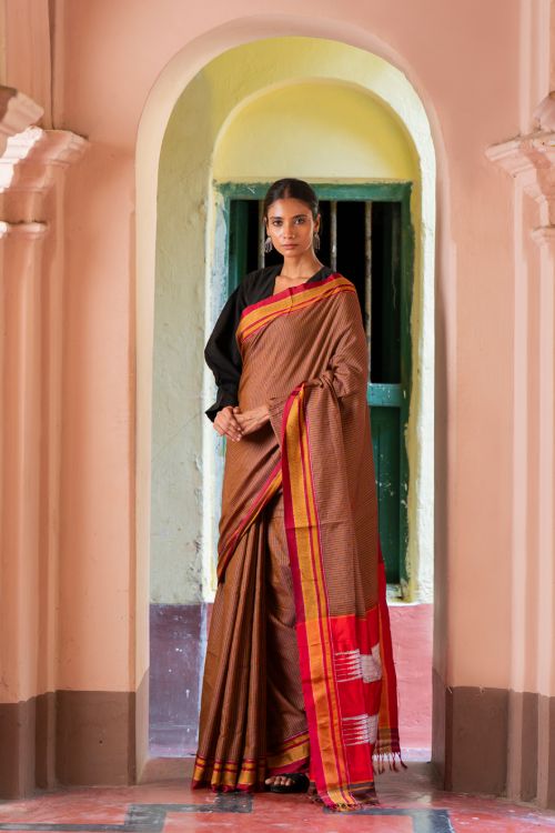 TICH Deccan Elegance. Maharashtrian Small Checks Lugadi Saree - Rangamaati